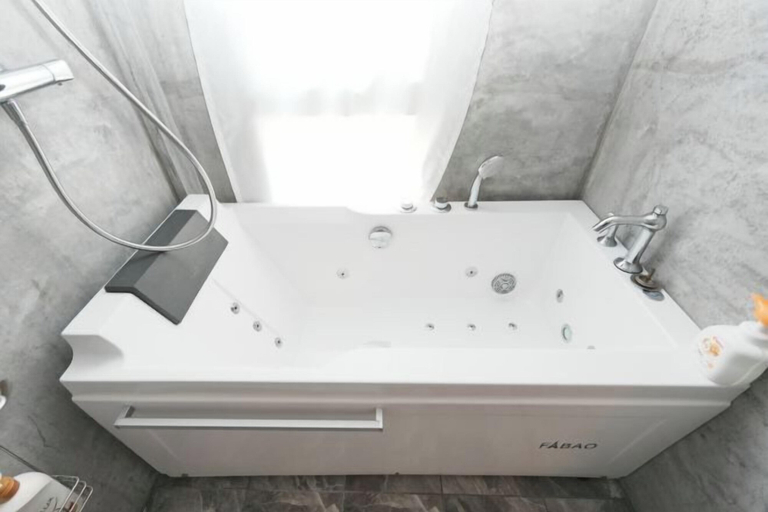 Bathroom 3, Sakura, Nagoya