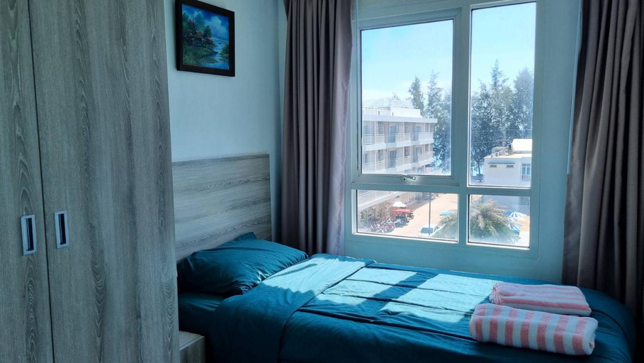 Bedroom 3, Grand Blue Condominium, Klaeng