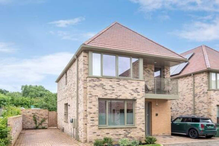 Exterior & Views, Family-friendly Getaway - Garden Parking Sleeps 7, Oxfordshire