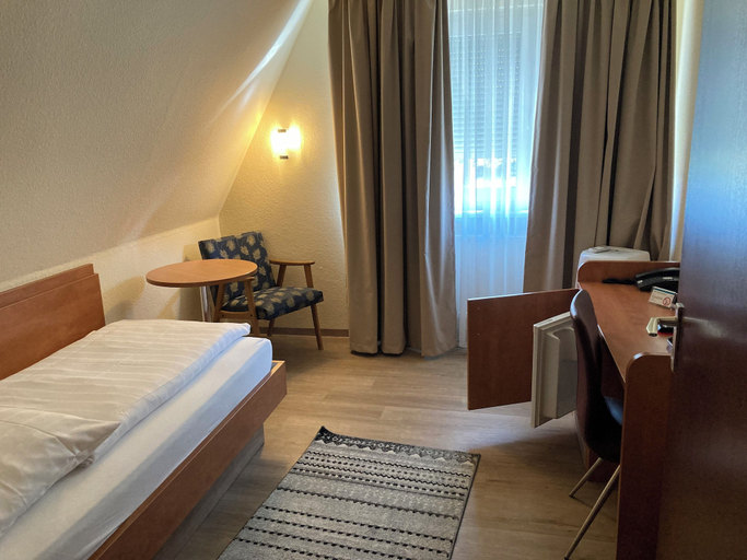 Bedroom 4, Hotel Oyten am Markt, Verden