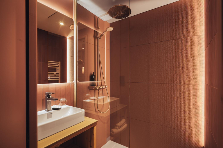 Bathroom 4, Alliey & Spa Piscine Appart-hotel Serre chevalier, Hautes-Alpes