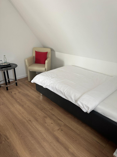 Bedroom 2, Hotel und Restaurant Zeus, Wolfsburg