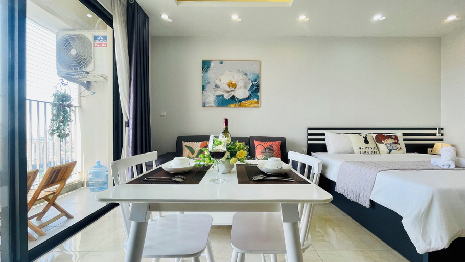 Dining Room 12