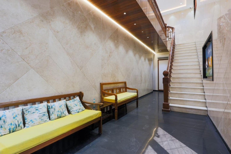 Public Area 3, The Cattleya Hotel - Marol Andheri East, Mumbai Suburban