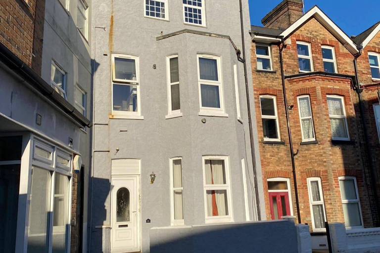 Exterior & Views 2, Studio Flat Yards From Bournemouth Beach, Poole