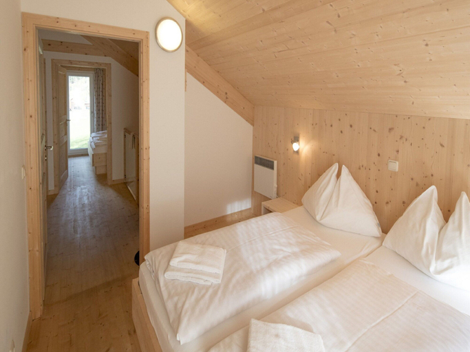 Others 3, Majestic chalet with sauna, Murau