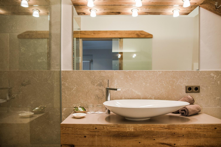 Bathroom 5, Hotel Restaurant Kirchsteiger, Bolzano