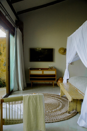 Others 5, Casa Salga, Ilhabela