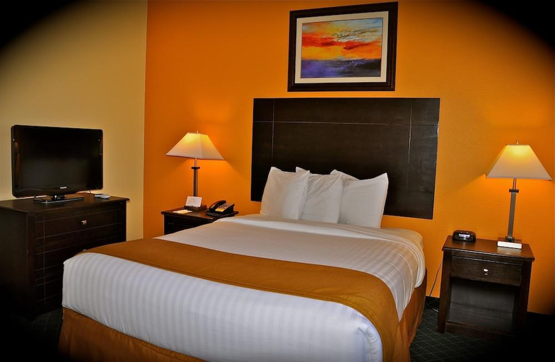 Bedroom 2, Landmark Inn Fort Irwin, San Bernardino