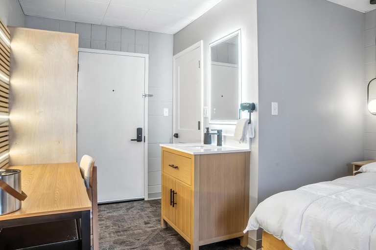 Bedroom 2, The Mulberry, Hocking