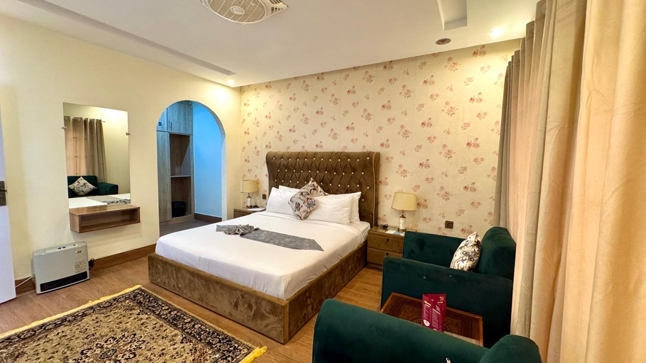 Bedroom 2, Florid Hotel and Resort Kalam, Malakand