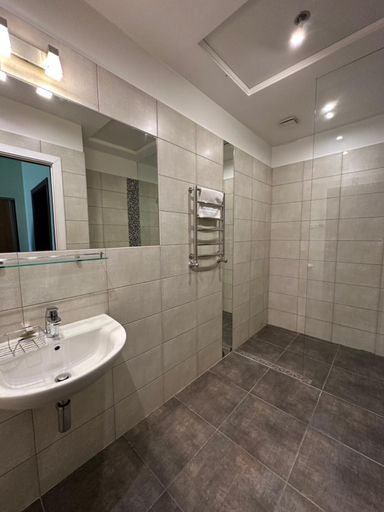 Bathroom 4, Unimars Hotel Riga, Riga