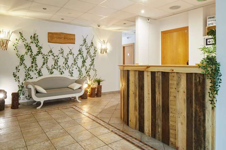 Public Area 3, Leizarooms, Navarra