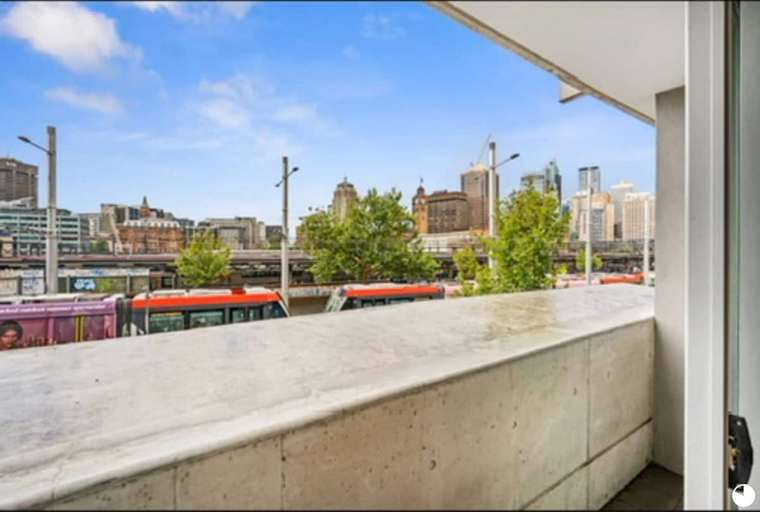 Room 4, Central Modern 1 Bedroom With Air-con Balcony, Sydney
