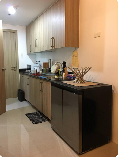 Others 5, Shore Residences Tower A, Pasay City