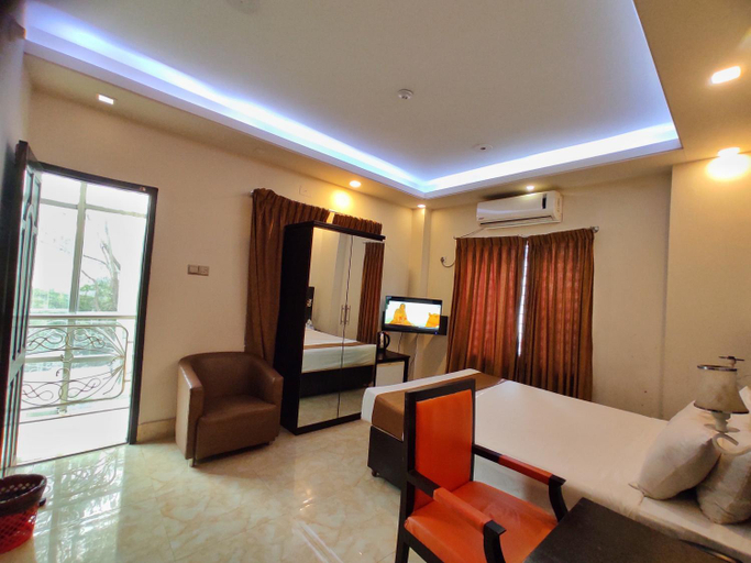 Others 3, Gulshan Lake View Hotel, Dhaka