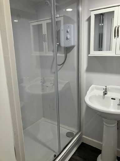 Bathroom 3, Duchess Lodge in Colchester, Essex