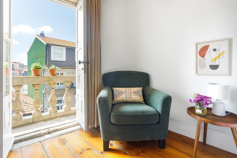 Others 5, Charming Historic 31 Janeiro Street, Porto