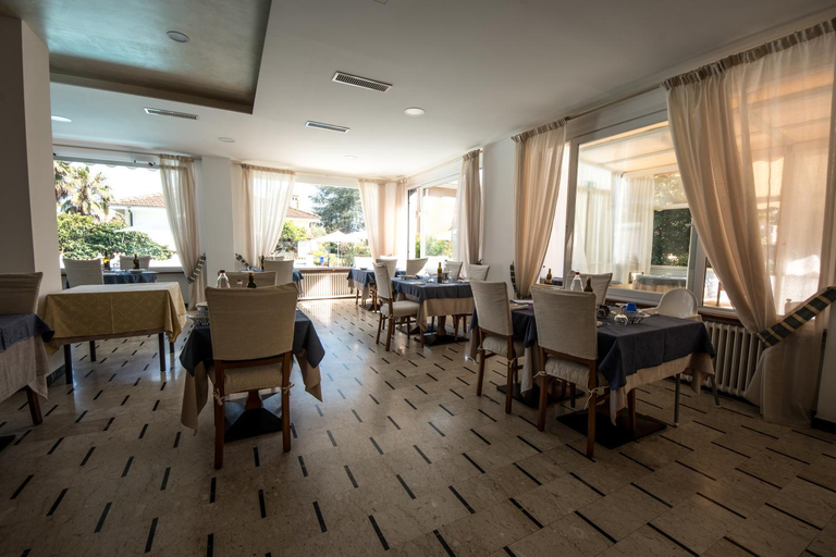 Food & Drinks 5, Splendid, Imperia