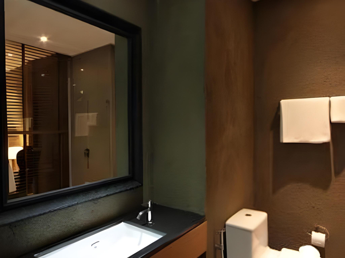 Bathroom 4, inchantreedoopool, Muang Kanchanaburi