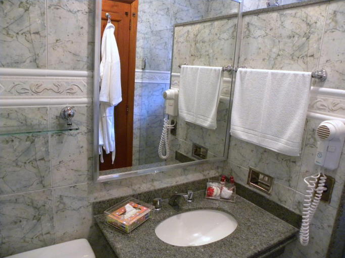 Bathroom, Hotel Akaskay, Nova Friburgo