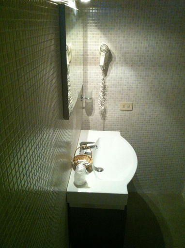 Bathroom, Hotel Villa Gloria, Savona