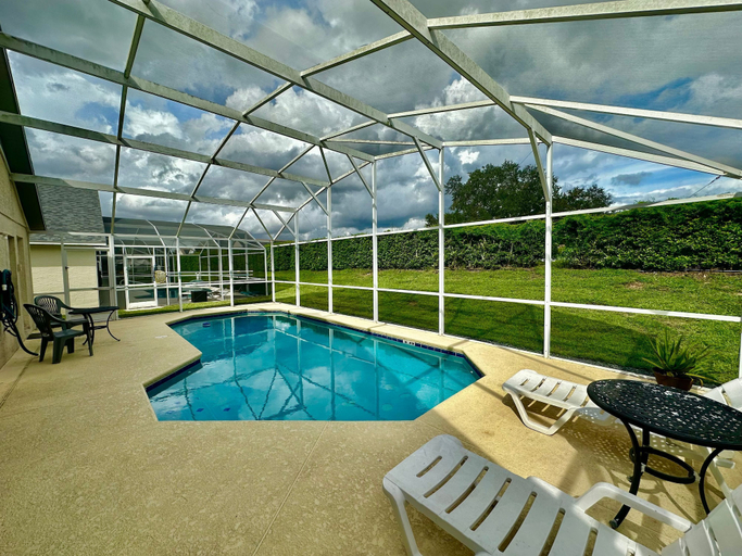 Room 2, Residential Westbury 4BR Pool Home Near Disney Parks, Polk