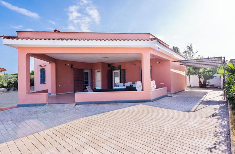 Exterior & Views 2, Villetta Argonauti con Piscina by Wonderful Italy, Syracuse