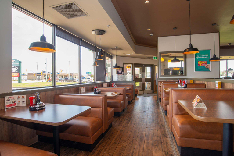 Food & Drinks 5, Sandman Hotel Saskatoon, Division No. 11