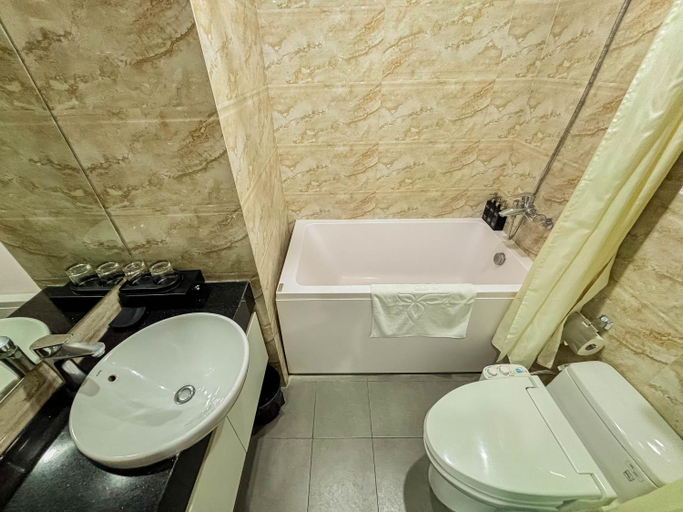 Bathroom 4, Azumaya Hotel Dao Tan, Ba Đình