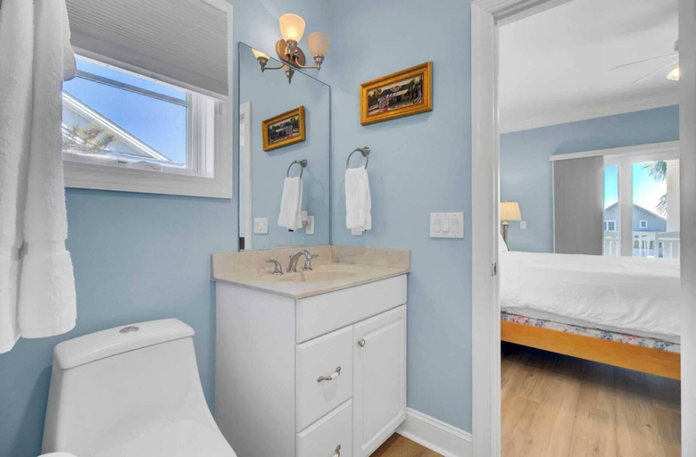 Bedroom 3, 3001 Palm Boulevard by Avantstay Across From Beach & Ocean Views!, Charleston