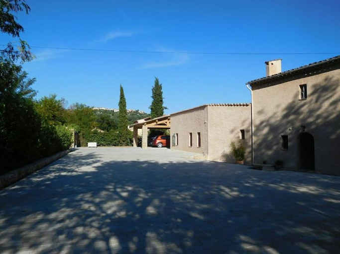 Others 5, Bastide provencale de charme a la Cote d'Azur, Var