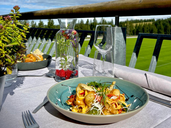 Food & Drinks 5, Hotel Natura, Zrece