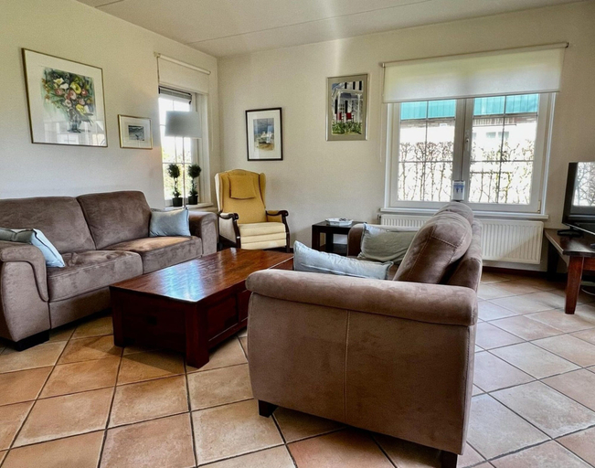 Dining, Holiday Home in Sint Maartenszee for 6, Zijpe