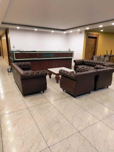 Others 2, Hotel The Vijay Paradise, Amethi