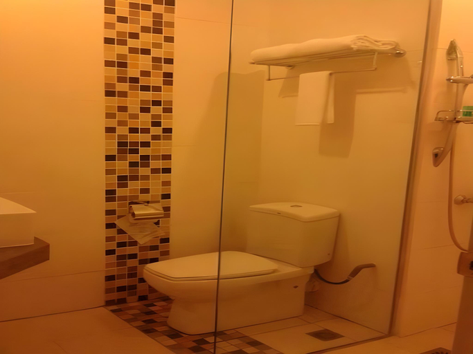 Bathroom 3, Hotel Puri 36, Kota Kinabalu