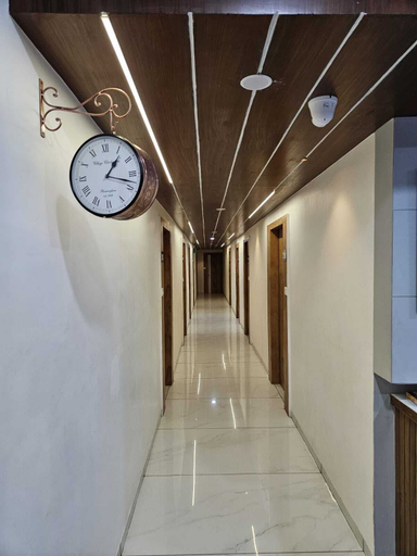 Others 3, HOTEL GATEWAY INN, Ahmadabad