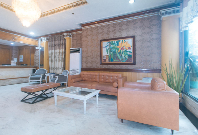 Public Area 3, RedDoorz @ MPT Suites, Makati City