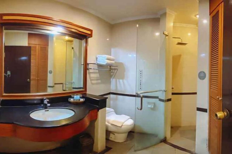 Bathroom 7