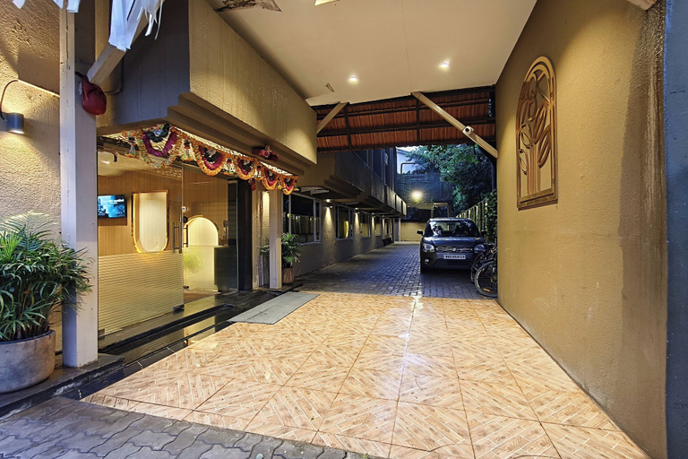 Others 4, Hotel Golden Arc, Pune