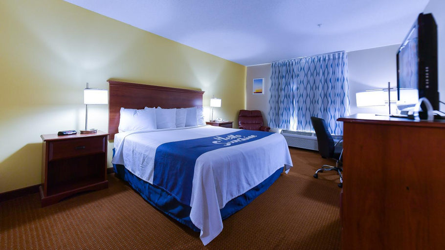 Bedroom 3, Days Inn by Wyndham Greensboro NC, Guilford