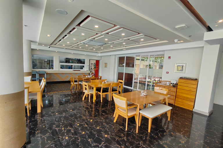 Food & Drinks 4, Famous Maple Hotel, Angeles City