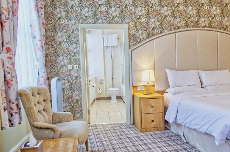 Bedroom 2, The Dean Court, York