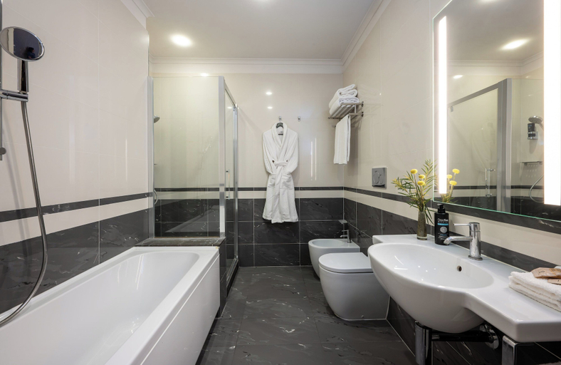 Bathroom 4, Leonardo Boutique Hotel Rome Monti, Rome