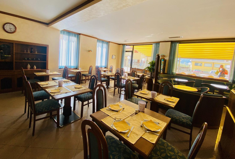 Food & Drinks 3, Hotel Ideal, Verona