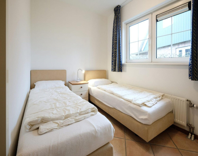 Room 4, Holiday Home Near Beach and Forest, Zijpe