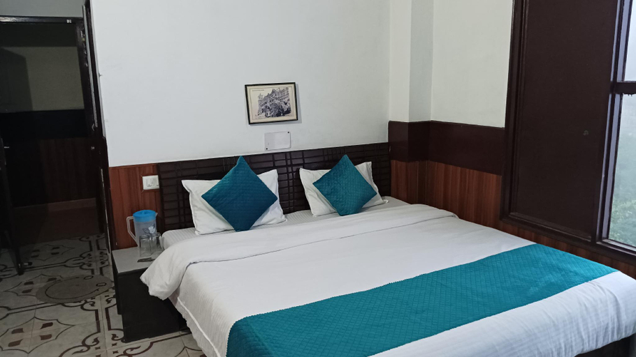 Bedroom 3, Hotel D Pal, Solan