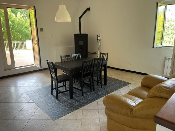 Others 3, Villa Lavinia, Genova