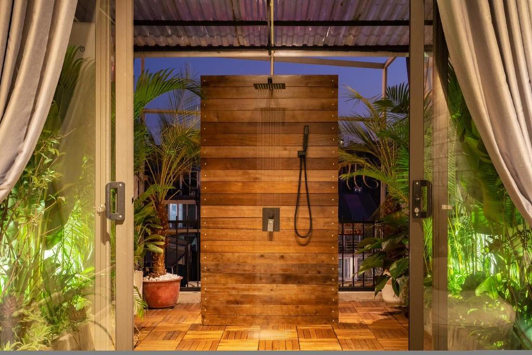 Others 4, Trinh's House - Hang Bong, Hoàn Kiếm