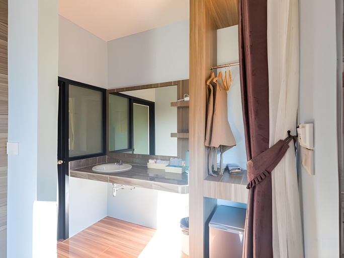Bathroom 3, Khao Sok Rain Forest Resort, Phanom